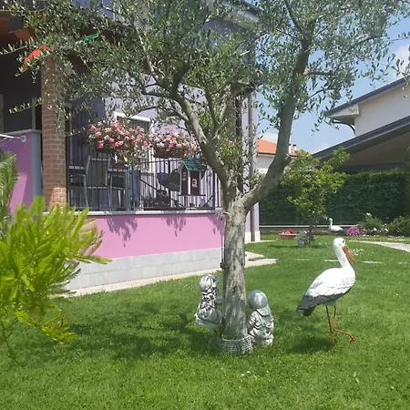 Milu' Alojamento de Acomodação e Pequeno-almoço Bussolengo